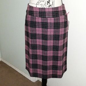 NWT DownEast Basics plaid skirt small